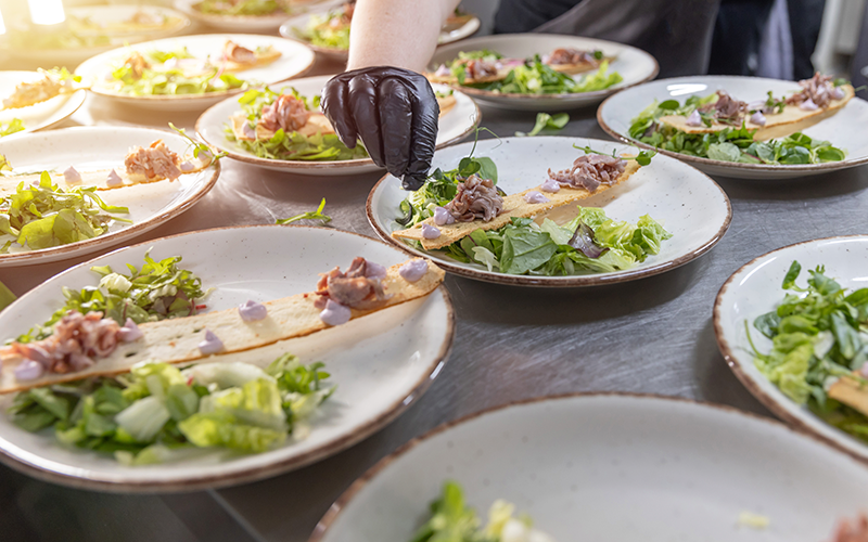 como escoger una empresa de catering en madrid